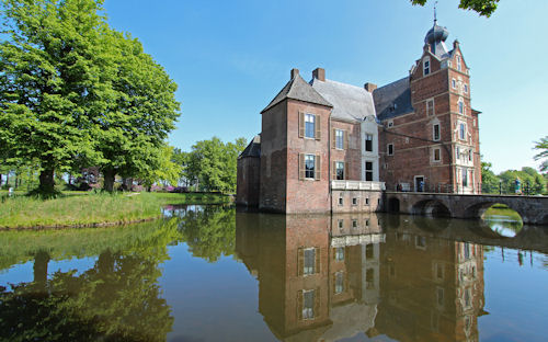 Nazomeren bij kasteel Cannenburch