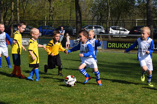 Mini Fassy’s toernooi bij SV Vaassen