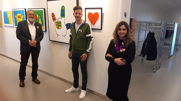 Tentoonstelling LHBTI/Coming out geopend op Paarse Vrijdag