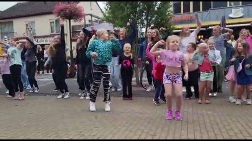 Flashmob MDC op het marktplein