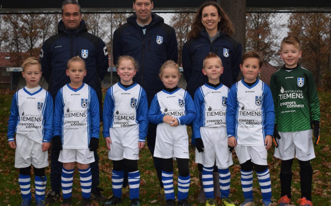 Teams SV Vaassen in het nieuw gestoken