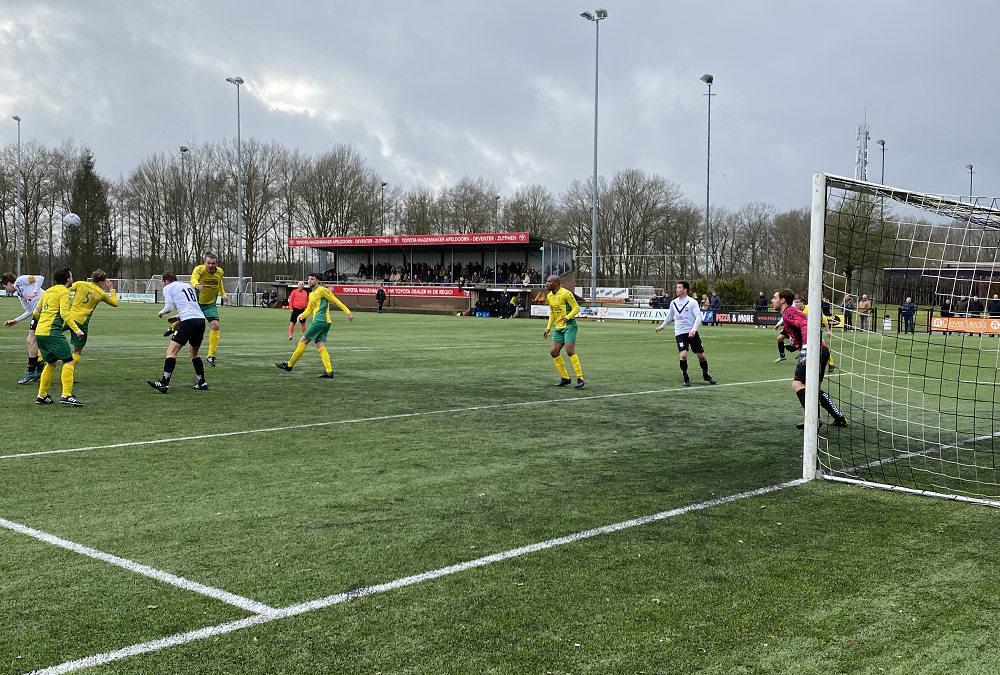 KCVO laat zich in de laatste minuten verrassen en verliest onnodig van sc Overwetering