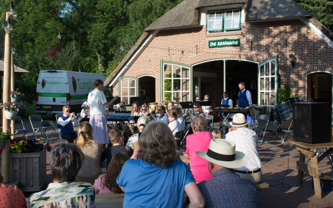 Campingconcert op de Helfterkamp