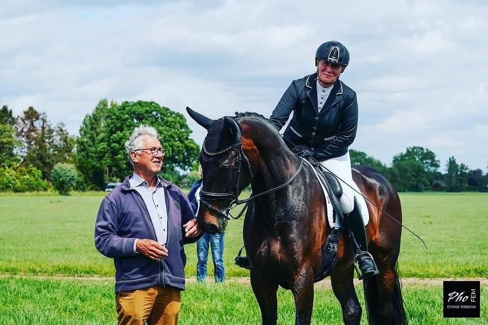 Uitslag Hv de Cannenburgh