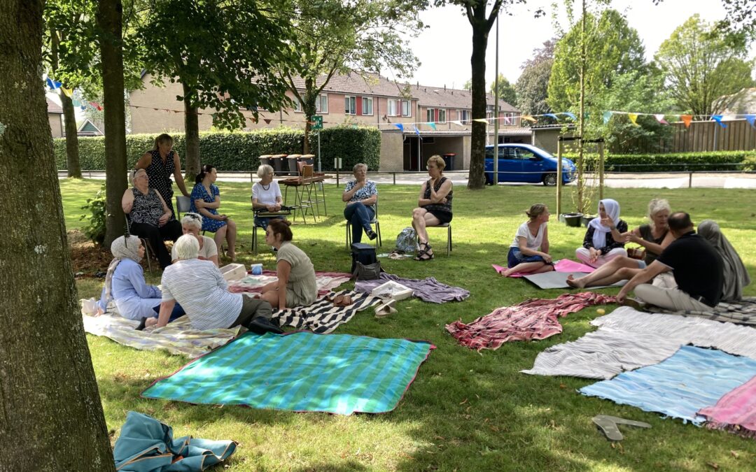 Geslaagde zomerpicknick Taalpunt Epe/Vaassen