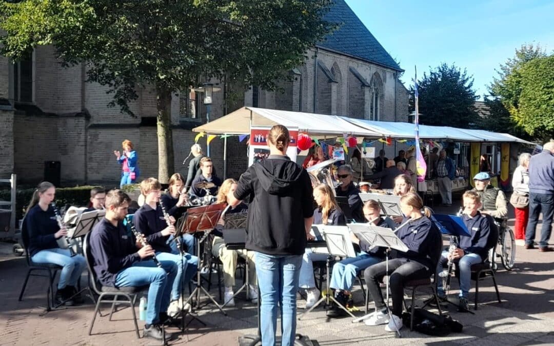 Geslaagd optreden opleidingsorkest Prins Bernhard op Pleinmarkt