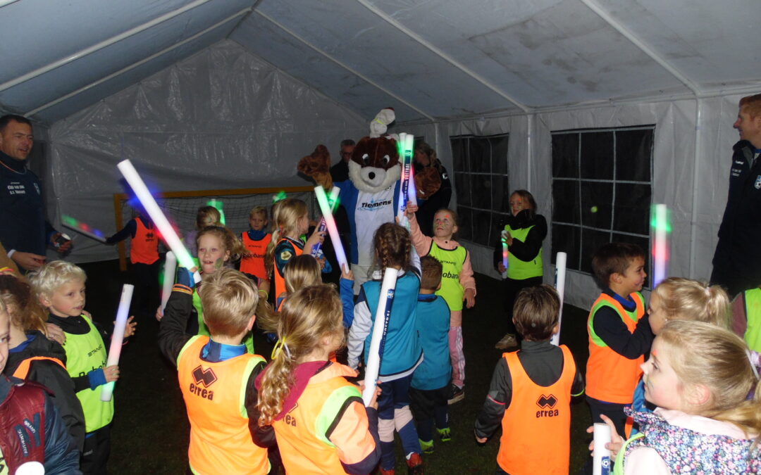 Glow in the Dark voetbal bij SV Vaassen