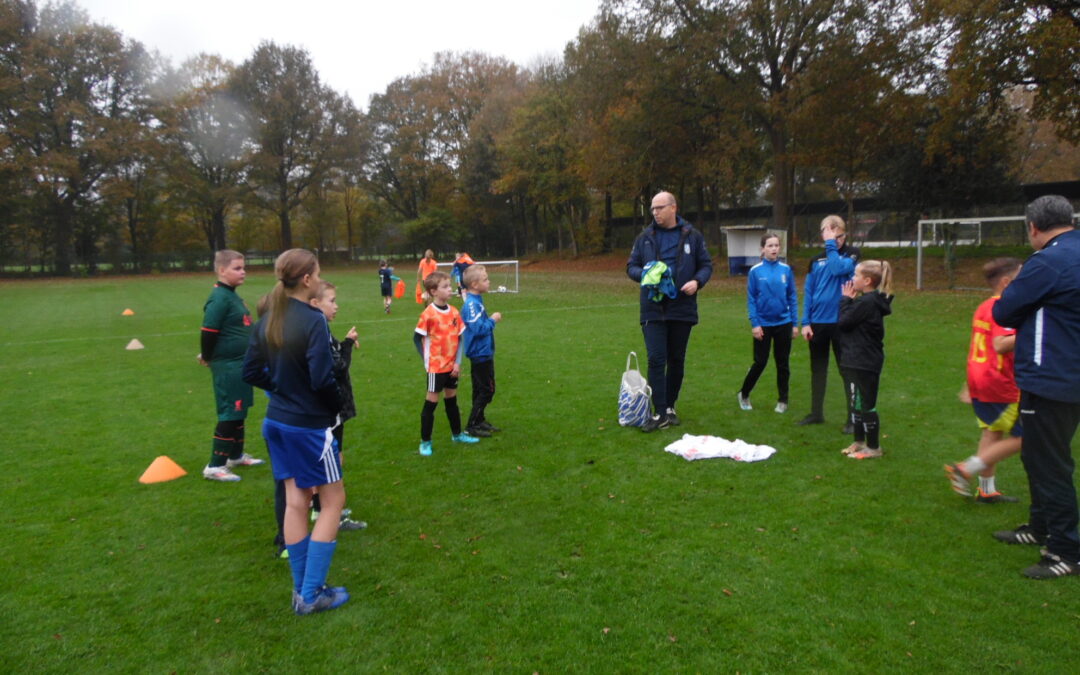 Geslaagde voetbalmiddag bij SV Vaassen