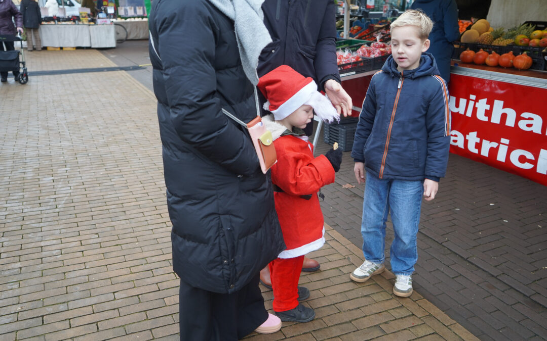 Volop gezelligheid in Vaassen zo vlak voor Kerst.