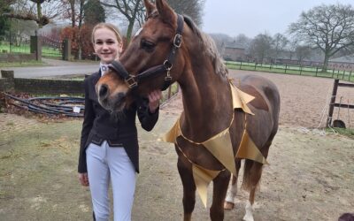 Isa Harleman mag internationaal van start bij dressuur pony’s