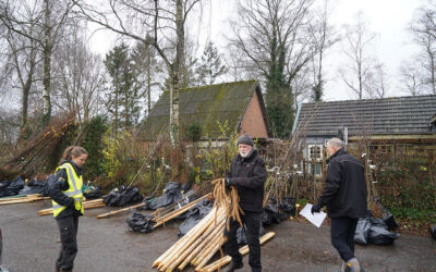 Duizenden nieuwe struiken en bomen geplant in het buitengebied van Vaassen en Wenum Wiesel