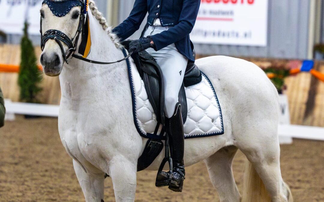 Isa Harleman 3e op GK en door naar NK dressuur